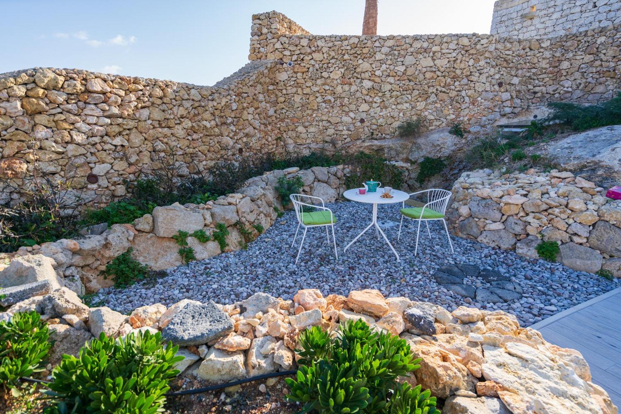 L-Eremita Boutique Hotel Qala Luaran gambar
