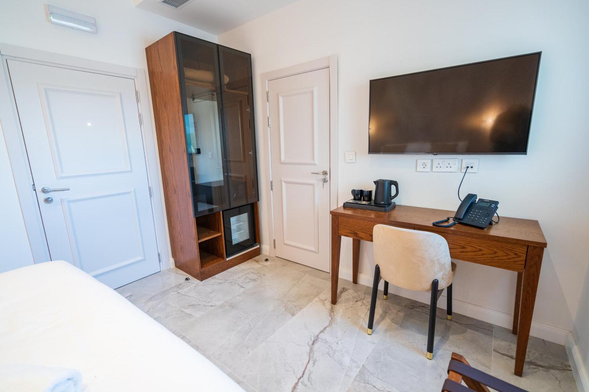 L-Eremita Boutique Hotel Qala Luaran gambar