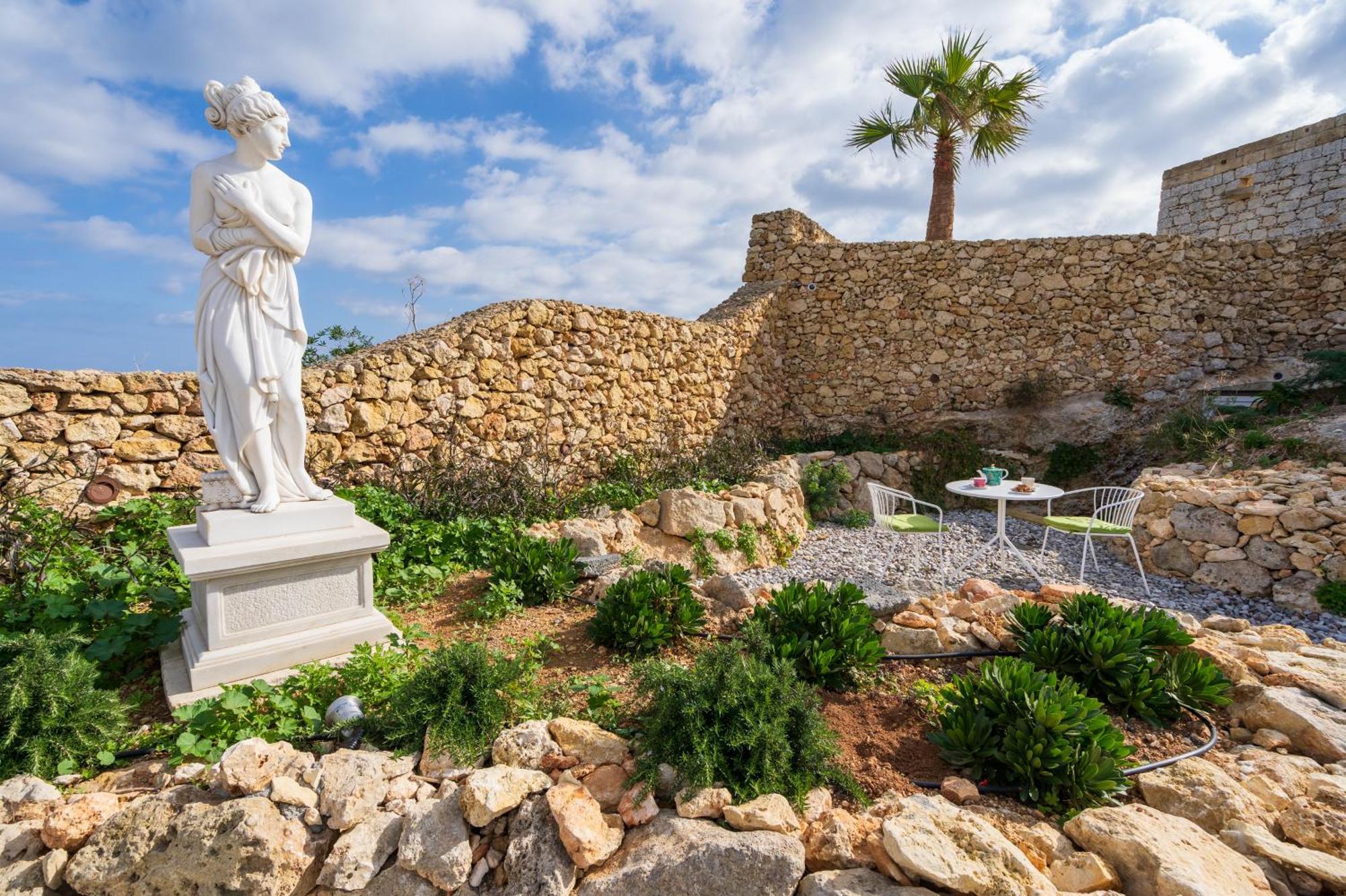 L-Eremita Boutique Hotel Qala Luaran gambar