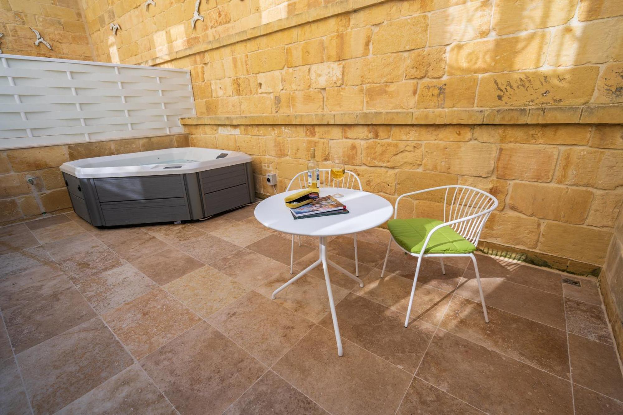 L-Eremita Boutique Hotel Qala Luaran gambar