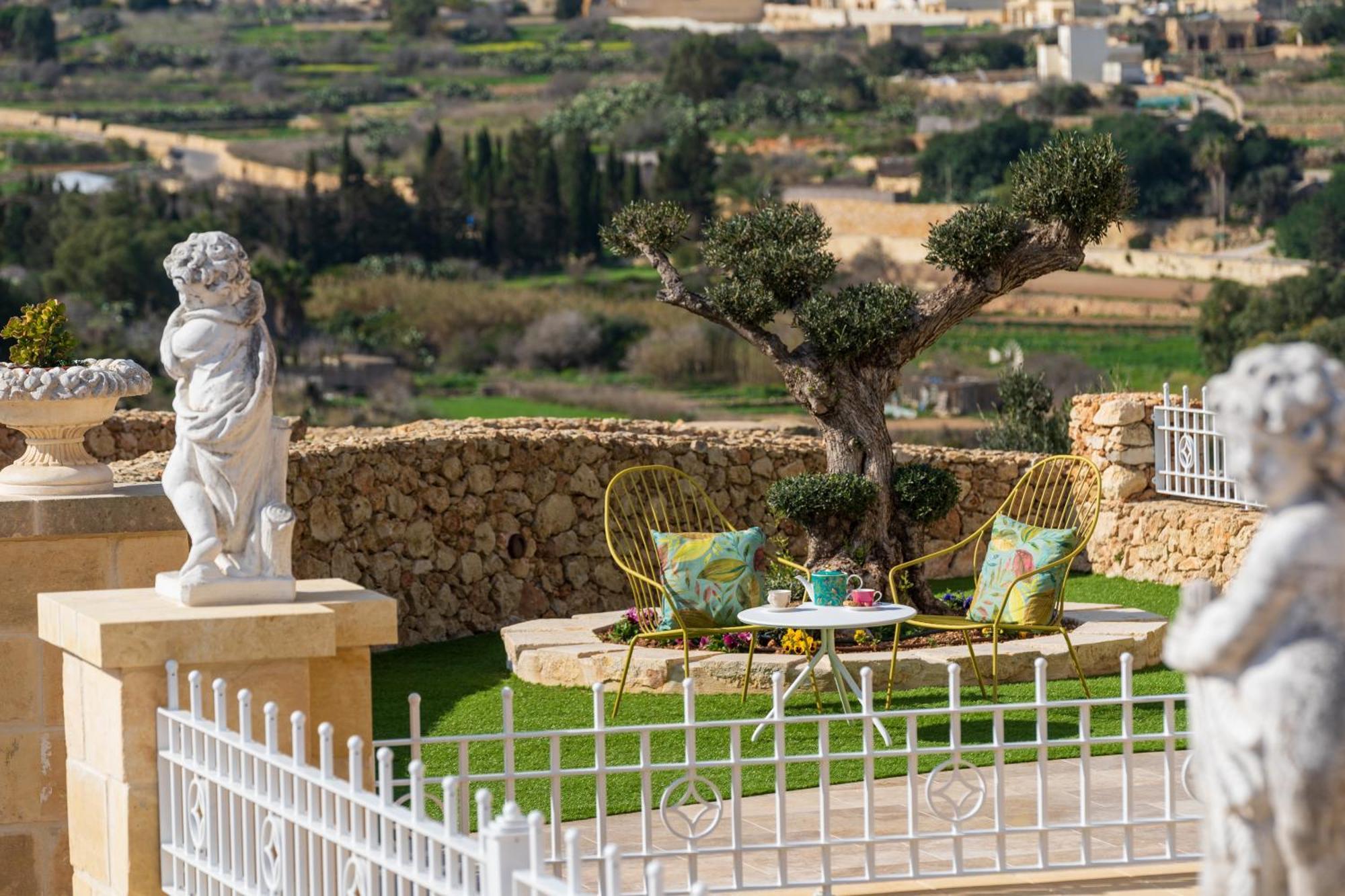 L-Eremita Boutique Hotel Qala Luaran gambar