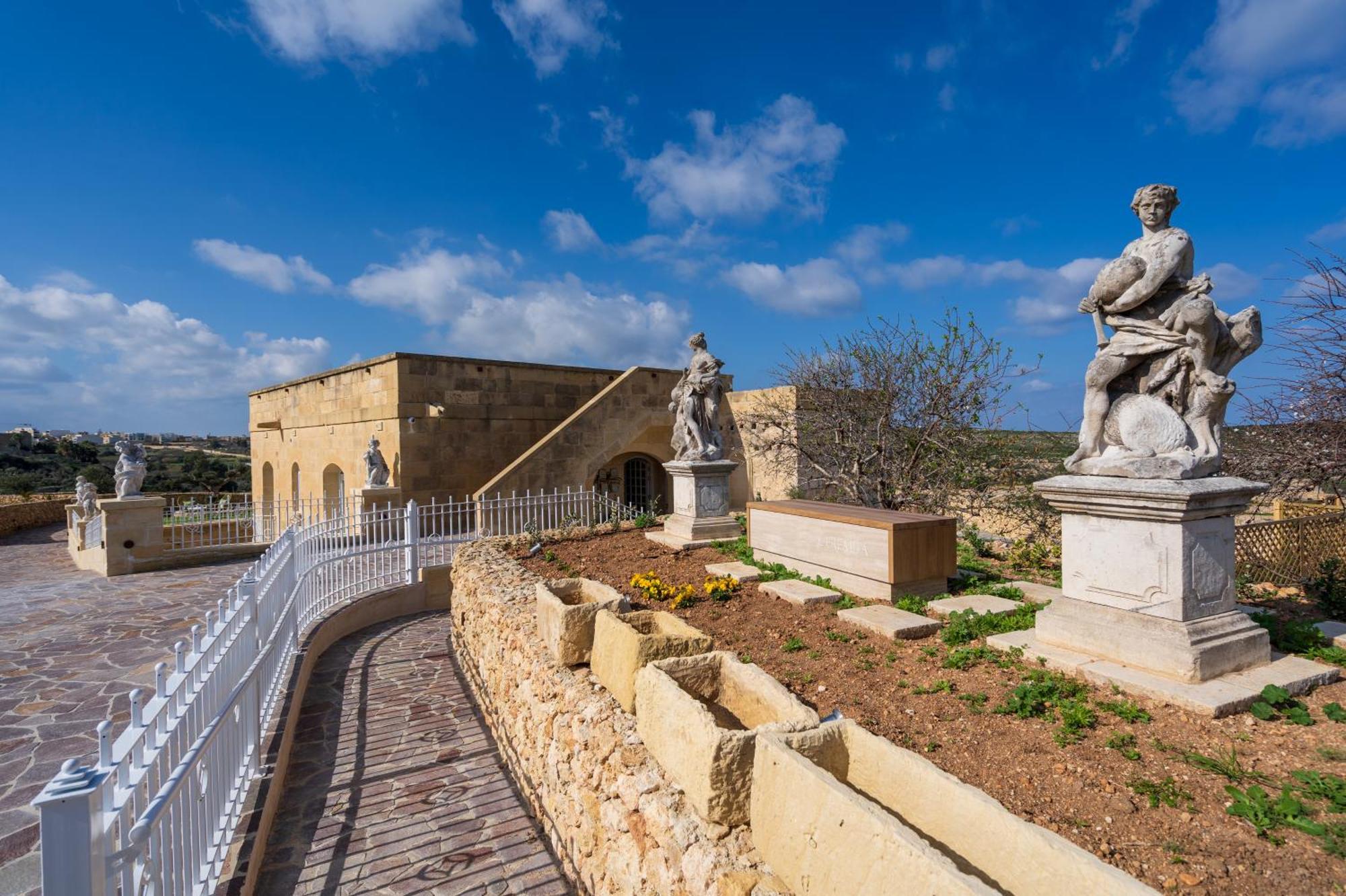 L-Eremita Boutique Hotel Qala Luaran gambar