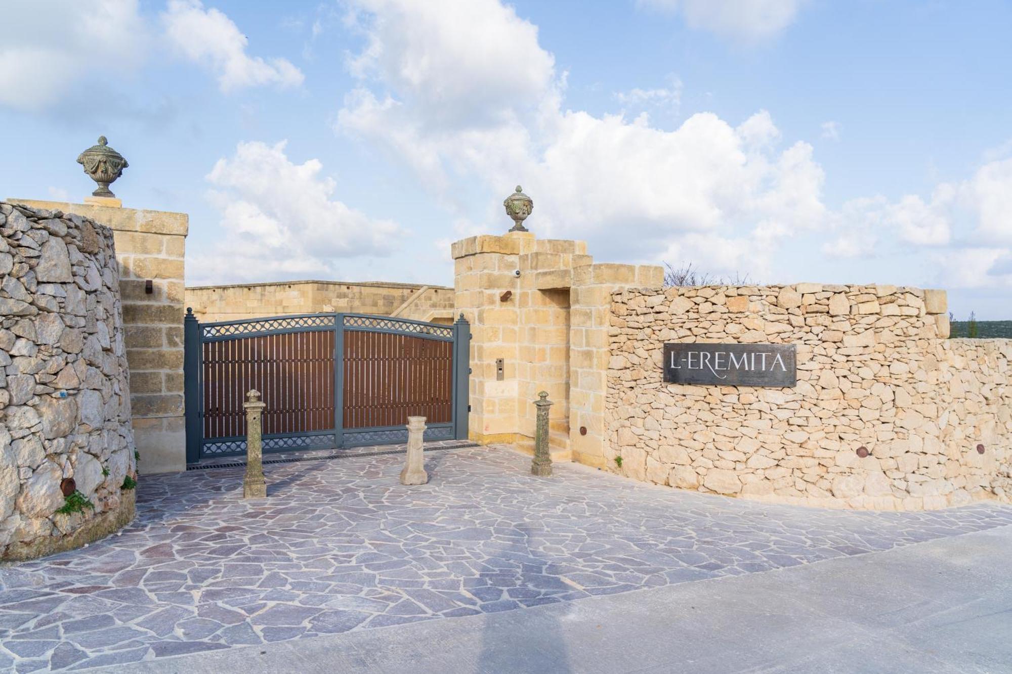L-Eremita Boutique Hotel Qala Luaran gambar