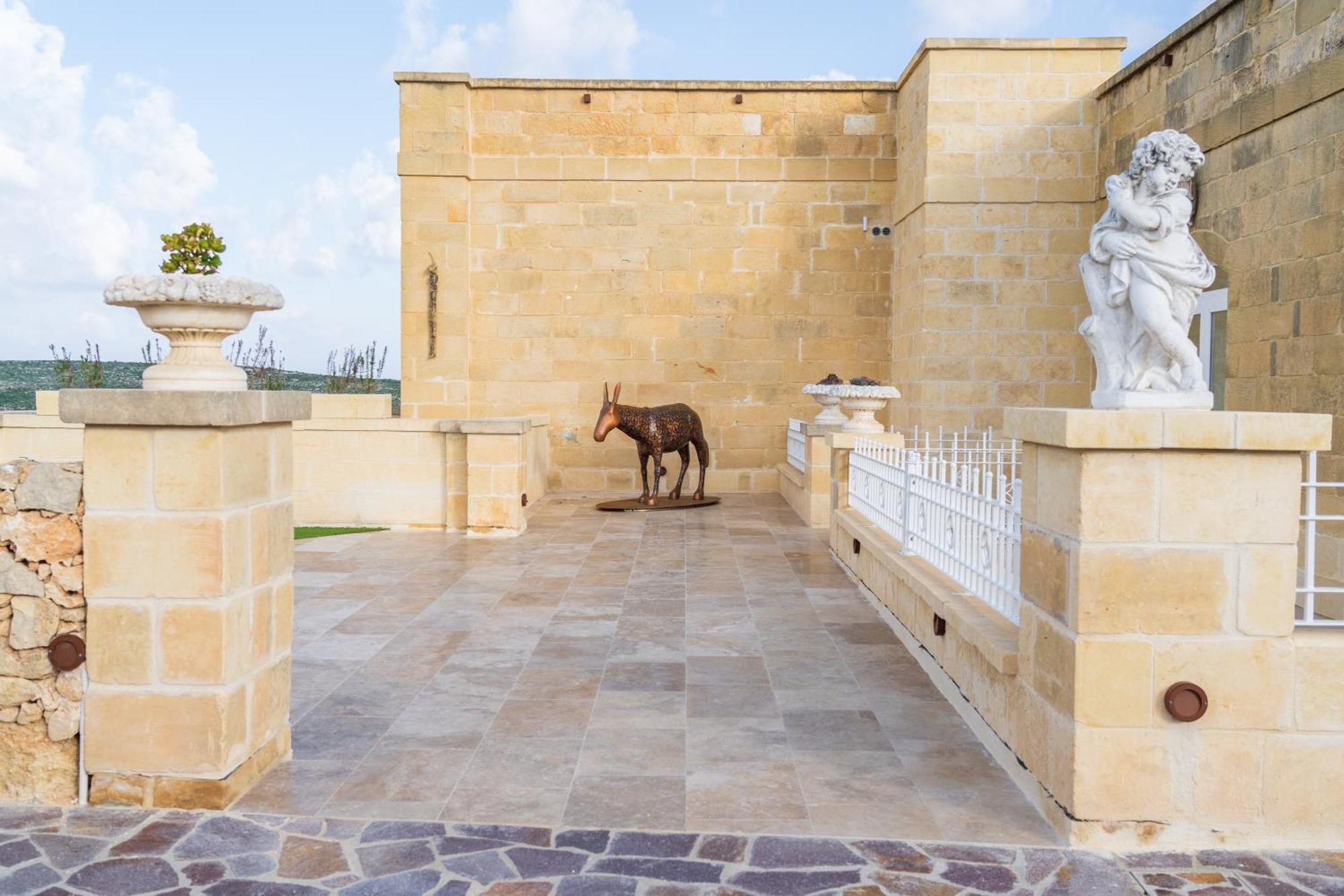 L-Eremita Boutique Hotel Qala Luaran gambar